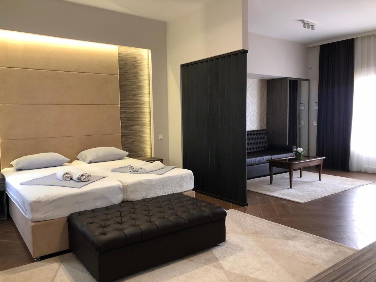 Luxury With Private Pool And Jacuzzi Villa